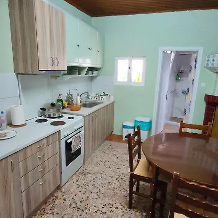 Vintage House With A Fantastic View * Mavrommátion