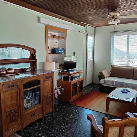 Vintage House With A Fantastic View *