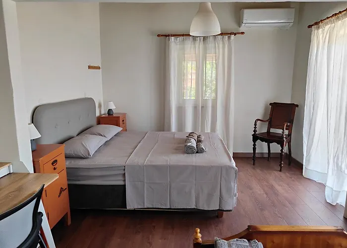 Vintage House With A Fantastic View Mavrommati (Messene, Messenia)